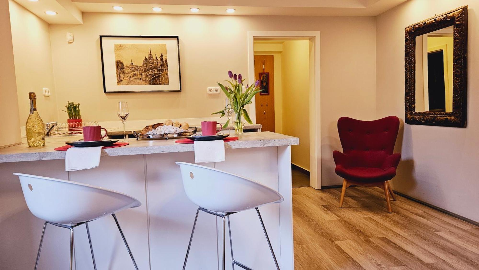 Budasmile Appartment At Buda Castle - Aircon & Free Parking ブダペスト エクステリア 写真